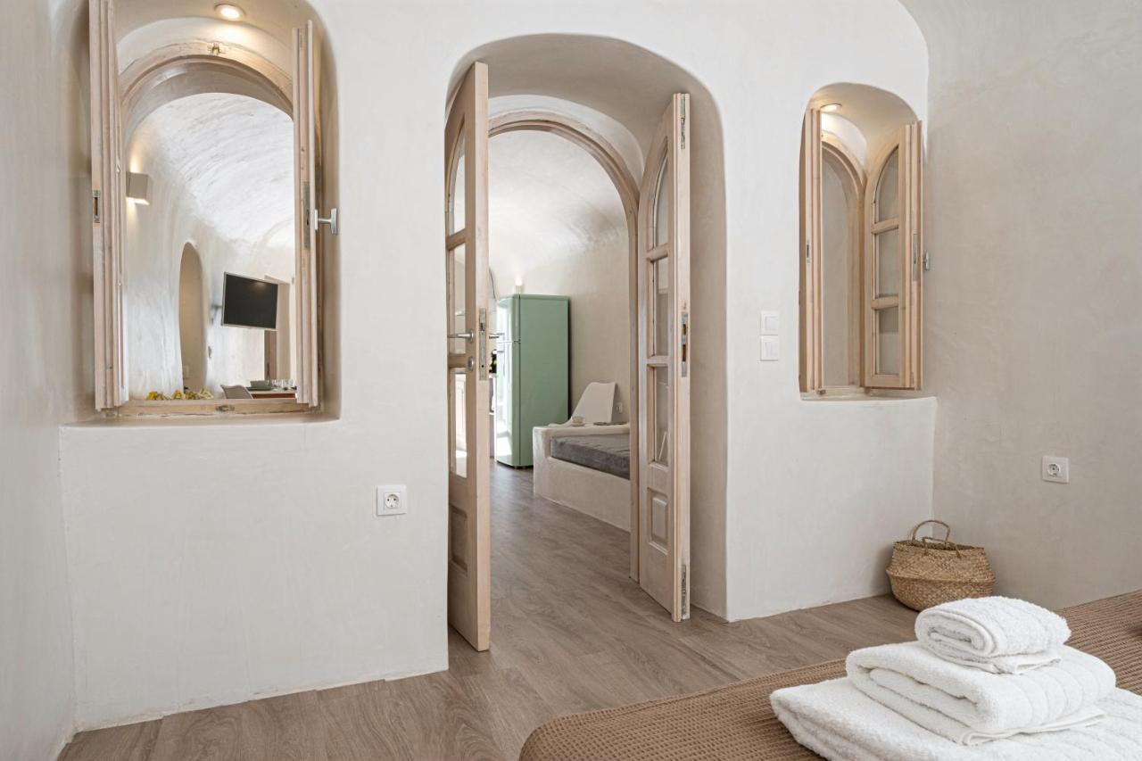 White Orchid Cave House & Studio Pyrgos Kallistis Exterior photo